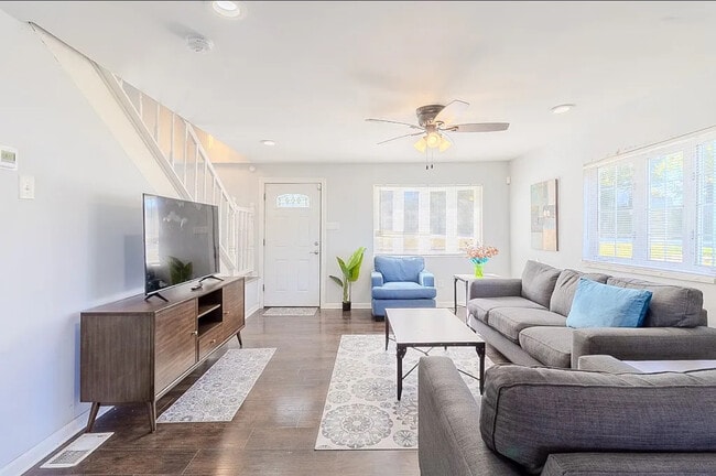 Photo - 7583 Tyler Rd