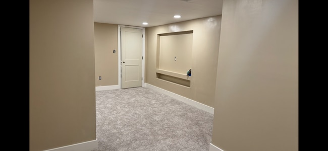 Photo - 1103 Ravenwood Ave Unit Entire House