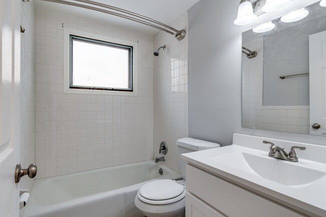 Photo - Arbor Arms Apartments