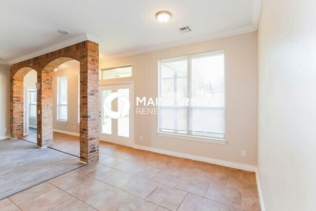 4 Bedroom Pet-Friendly Home in Edmond, OK with Main Street Renewal