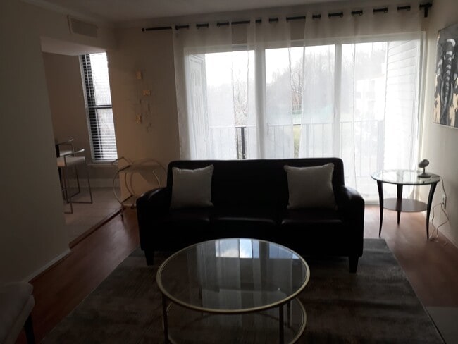 Photo - 106 Duvall Ln