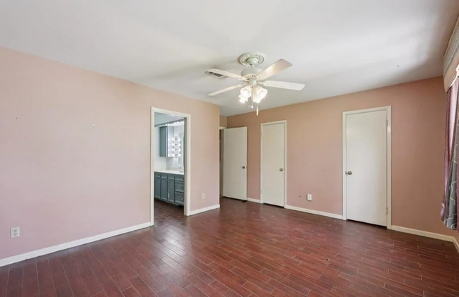 Photo - 5710 Glasgow Ln