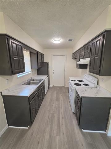 Photo - 521 E Jay Ct