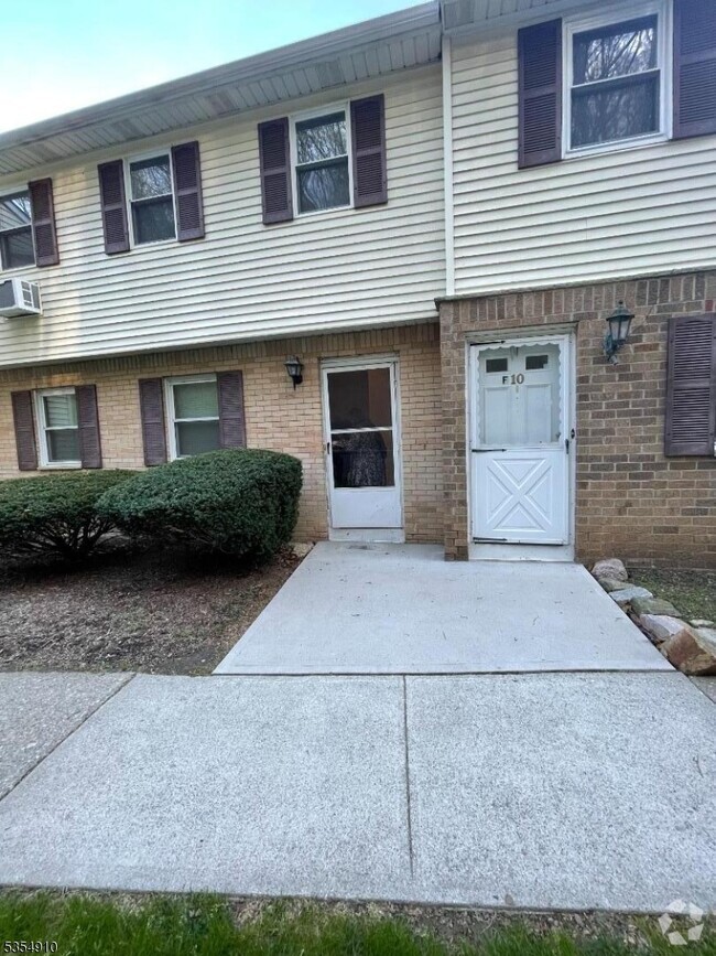 Building Photo - 322-3F9 Richard Mine Rd Unit F9 Rental