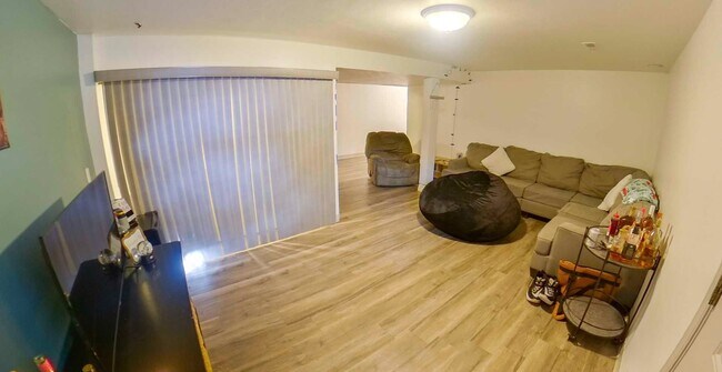 Photo - 709 Bluemont Ave Unidad B