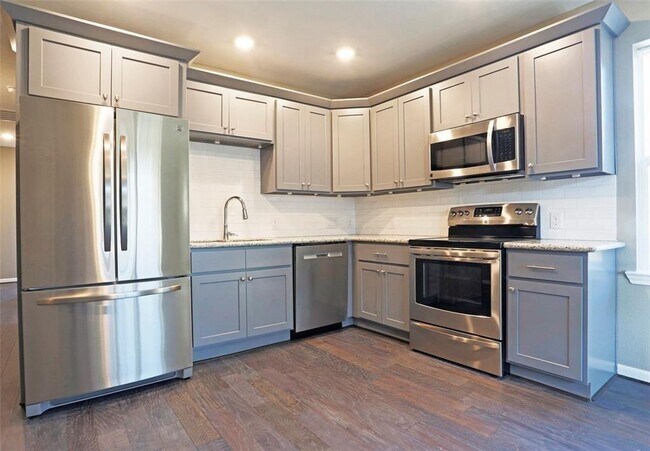 Photo - 1501 Hawthorne St Unidad B