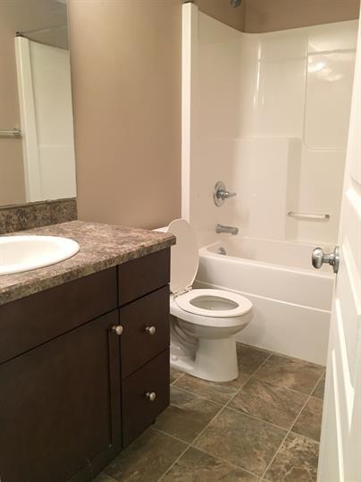 Photo - 467 Halifax St