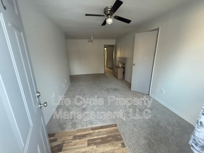 2921 Depot St