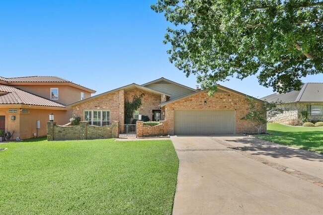 Photo - 203 Longhorn Casa
