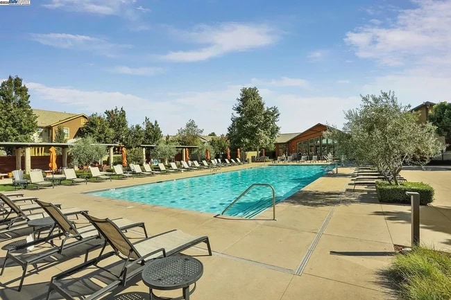 Photo - 833 Tranquility Cir Casa Adosada