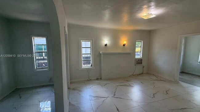 Photo - 836 NW 29th Terrace