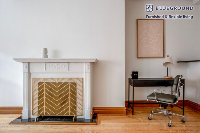 Photo - 145 W 58th St Unidad FL8-ID1415