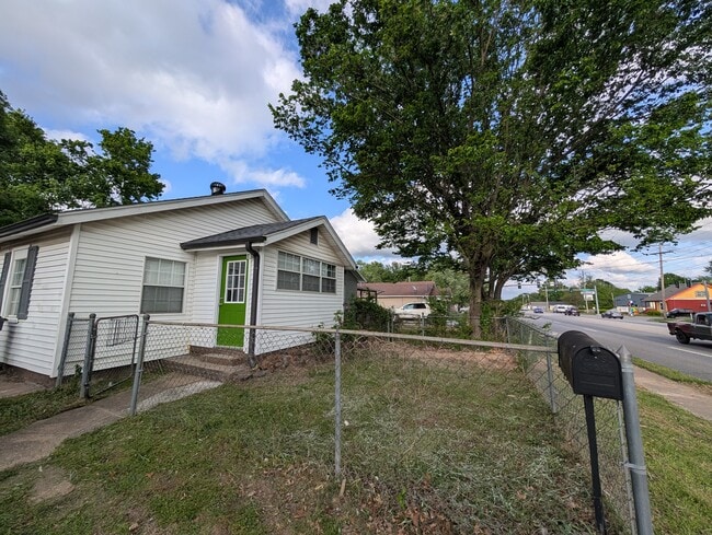 Photo - 1318 W Huntsville Ave