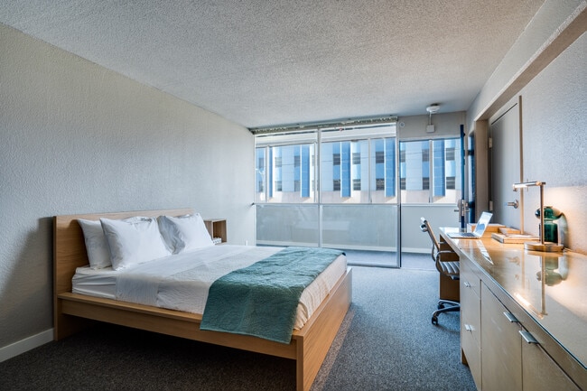 Photo - The Kate Apartments & Student Housing