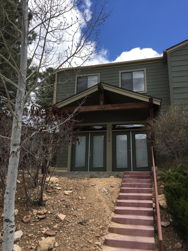 Photo - 1379 E Scarlet Dr