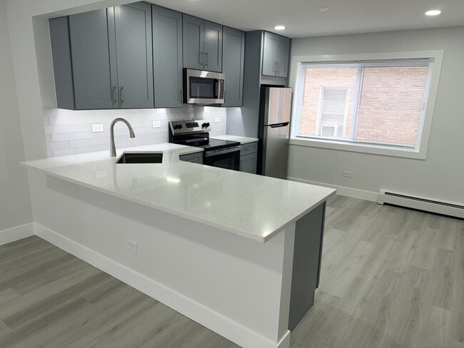 Photo - 6747 N Olmsted Ave