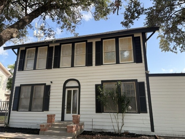 Photo - 704 W Richard Ave Unit B1