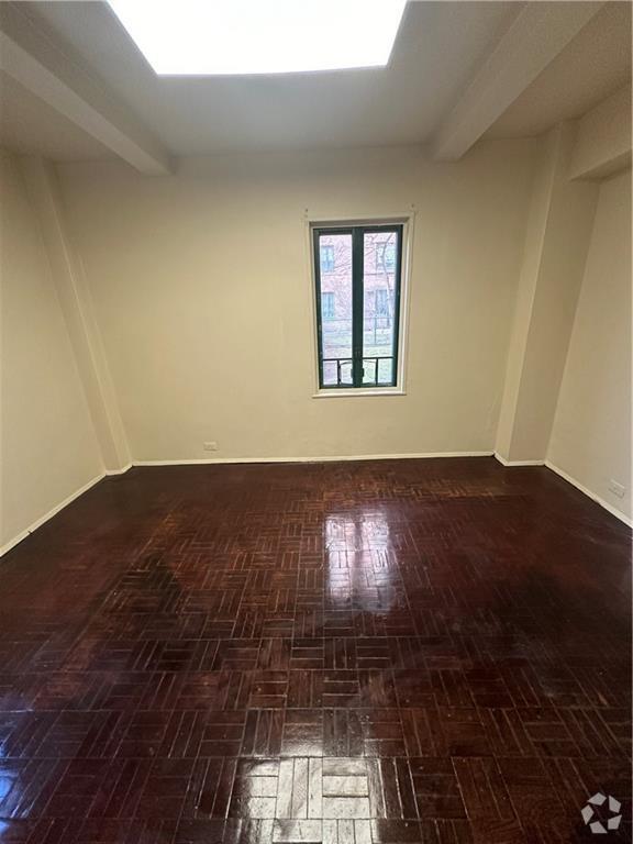 Building Photo - 89 Metropolitan Oval Unit TG Rental
