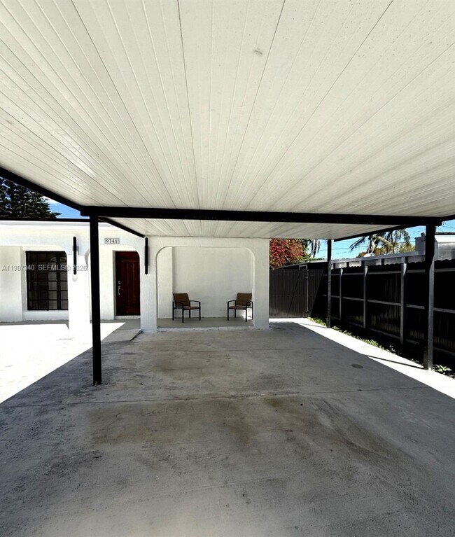 Photo - 9341 Marine Dr