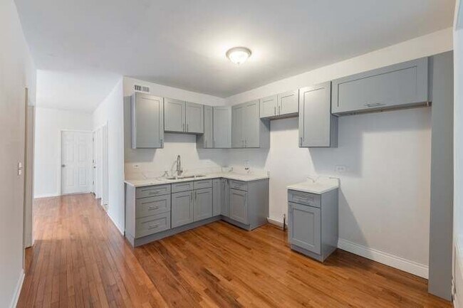 Photo - 6239 S Honore St