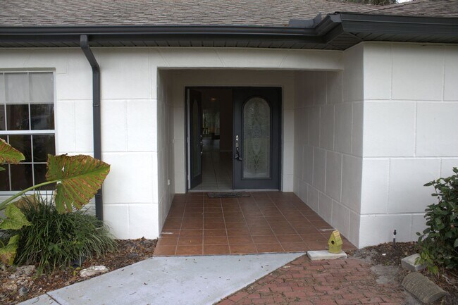 Photo - 3/2/3 Spring Hill Home