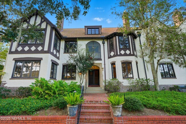 Photo - 3319 Pine St Unidad 5