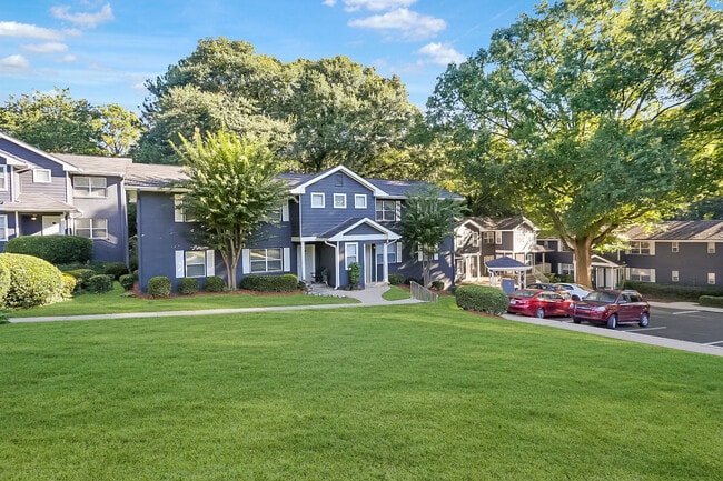 743 @ Howell Mill