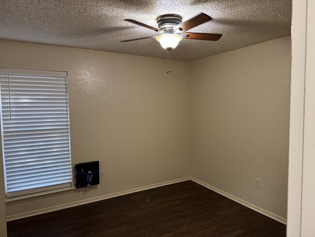 Photo - 905 Bluebird Dr Unit 905
