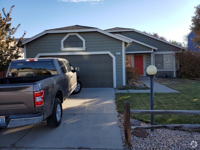 Building Photo - Beautiful Four Bedroom Close to Sonoma Park Rental