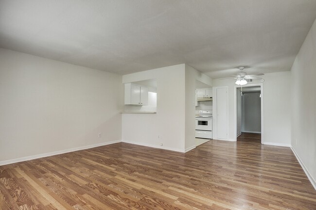 Photo - 1624 Marshall St Unidad 05