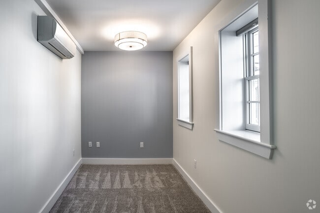 #204 - 2BR, 2BA - 1,541SF - Bathroom