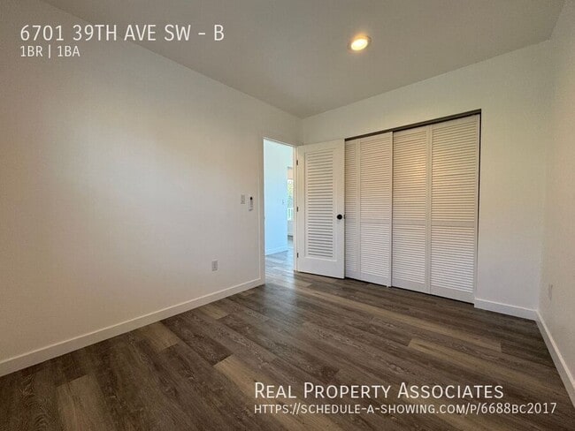 Photo - 6701 39th Ave SW Unit B