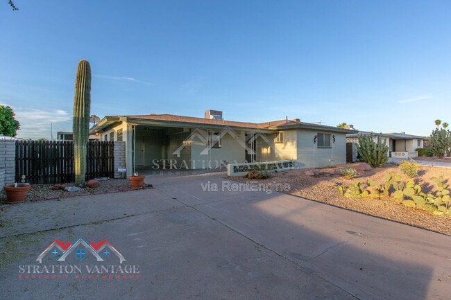 Photo - 5706 E Des Moines St
