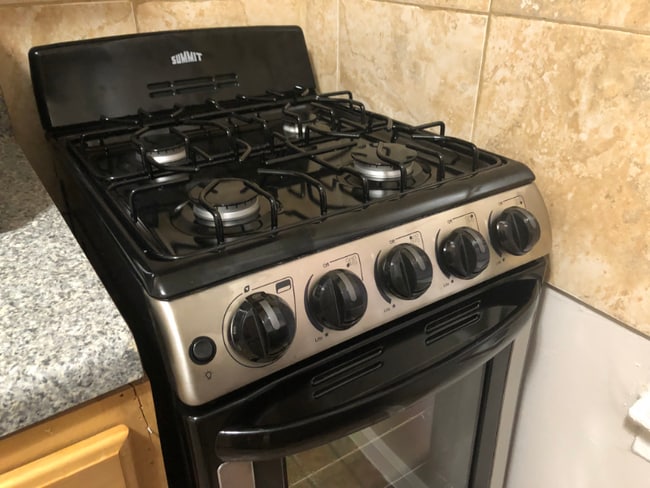 Photo - 165 W 48th St Unit 1