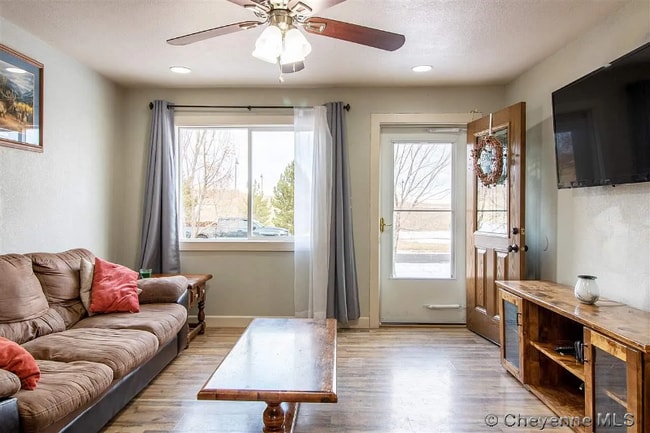 Photo - 620 Alexander Ave