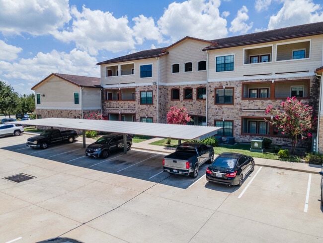 Plantation Apartments
