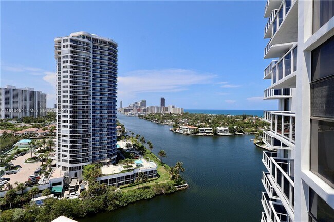 Photo - 20515 E Country Club Dr Unit 1841