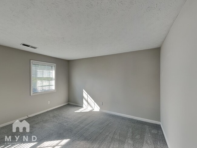 Photo - 1150 Rankin St