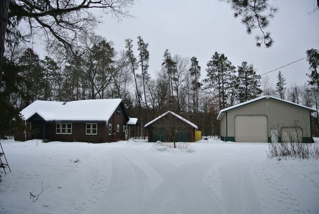 Photo - 6125 State Highway 70 E House