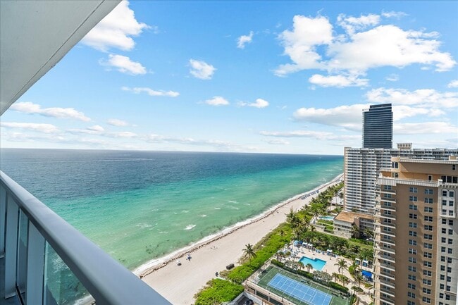 La Mer Condo - La Mer Condo Unit PH4