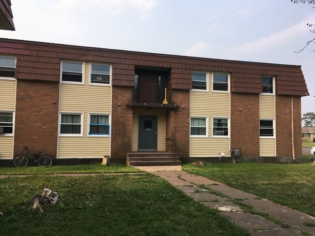 Photo - 2820 John Ave Unidad 5