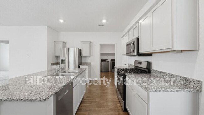 Photo - 255 Granary Dr