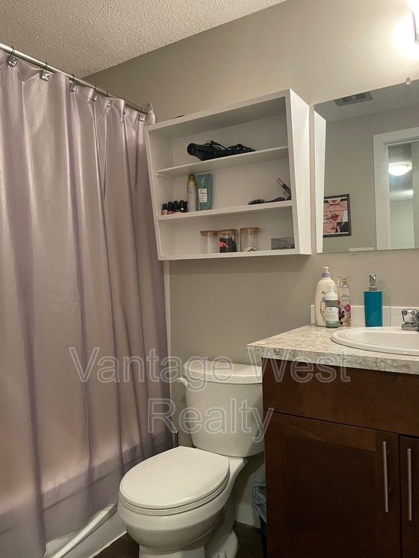 Photo - 235-235 Husch Rd