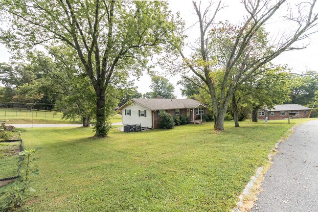 Photo - 2344 Alice Bell Rd