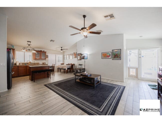 Photo - Exceptional 3/2 Phoenix House- Spacious 3 Bed Retreat!