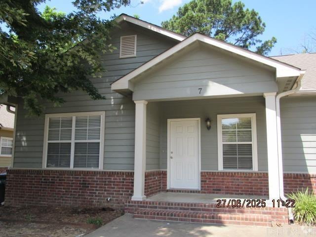 Building Photo - 1410 Robins St Unit 7 Rental