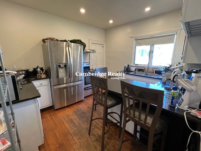 Photo - 72 Curtis St Apartments Unit 2