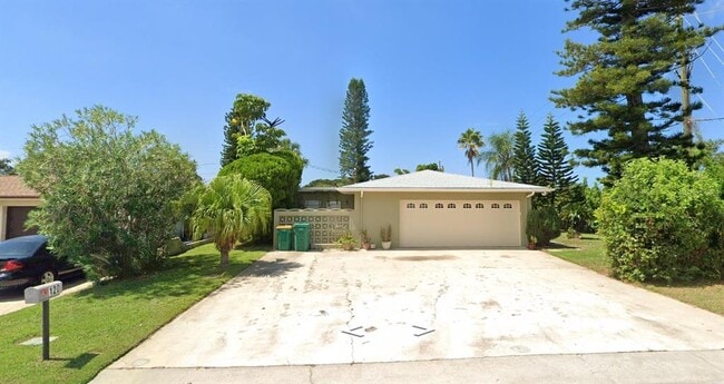 Building Photo - 120 Causeway Blvd Rental