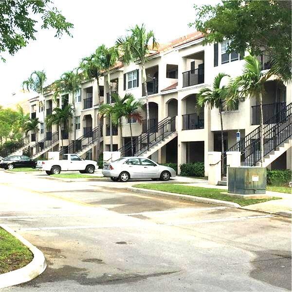 Photo - 5800 W Sample Rd Unit 307
