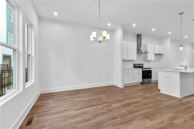 Photo - 515 Motivation Cir NW